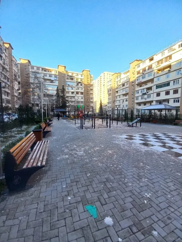 Satılır 2 otaqlı mənzil 49 m²