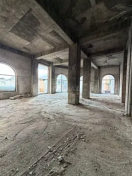 Satılır obyekt 125 m²