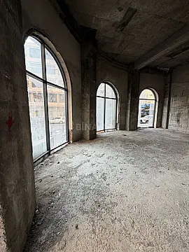 Satılır obyekt 125 m²