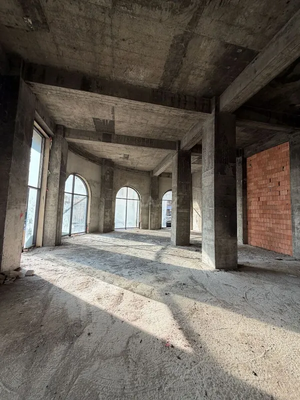 Satılır obyekt 125 m²