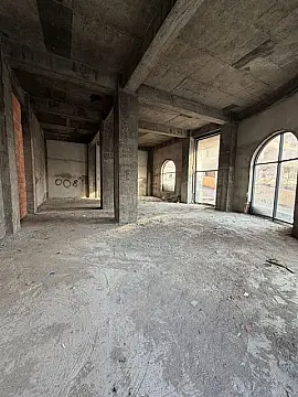 Satılır obyekt 125 m²