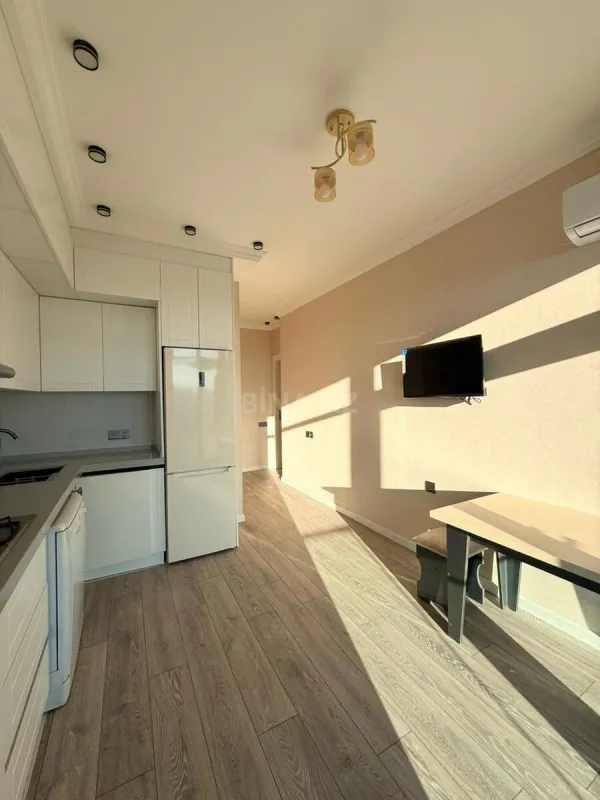 Kirayə verilir 3 otaqlı mənzil 148 m²