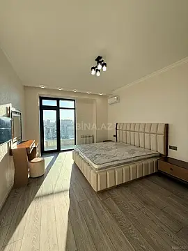 Kirayə verilir 3 otaqlı mənzil 148 m²