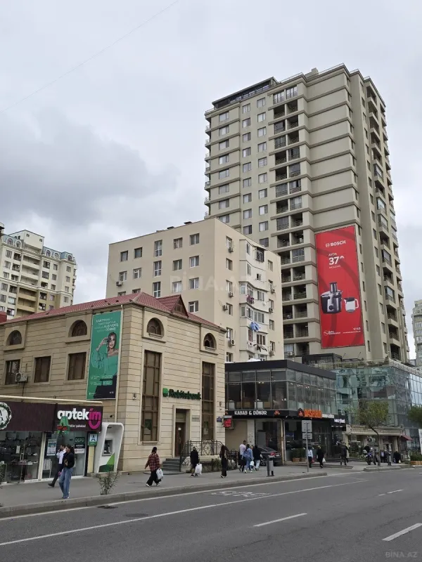 Satılır 2 otaqlı mənzil 60 m²