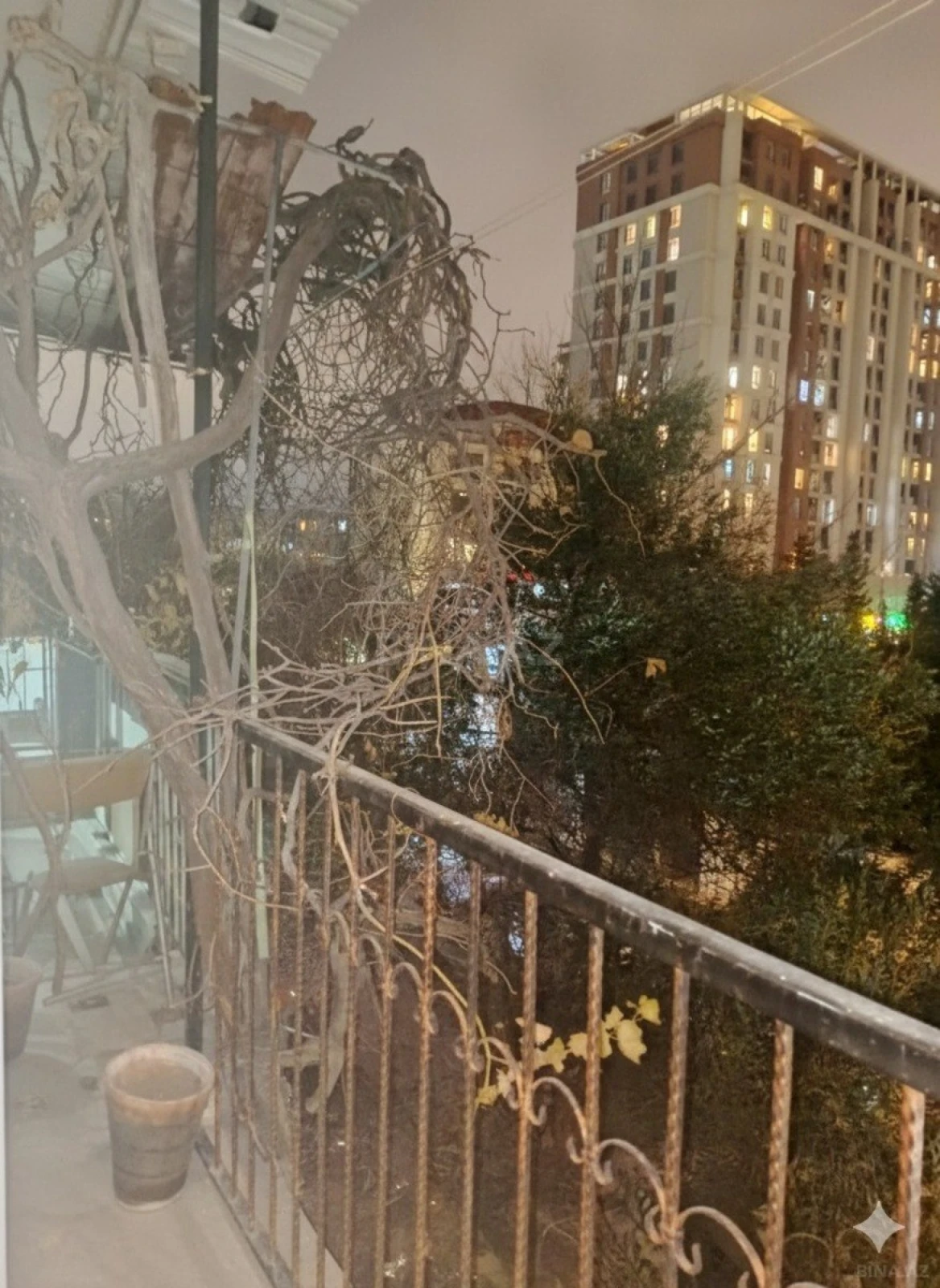 Satılır 2 otaqlı mənzil 68 m²