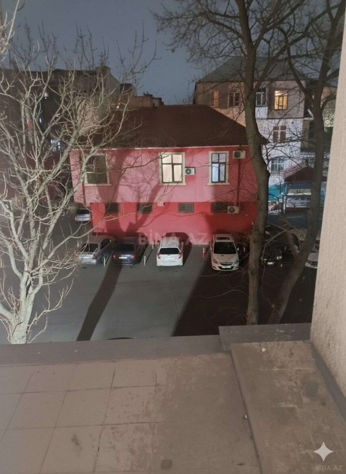 Satılır 2 otaqlı mənzil 68 m²