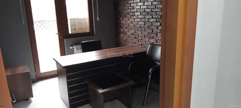 Kirayə verilir 3 otaqlı ofis 80 m²