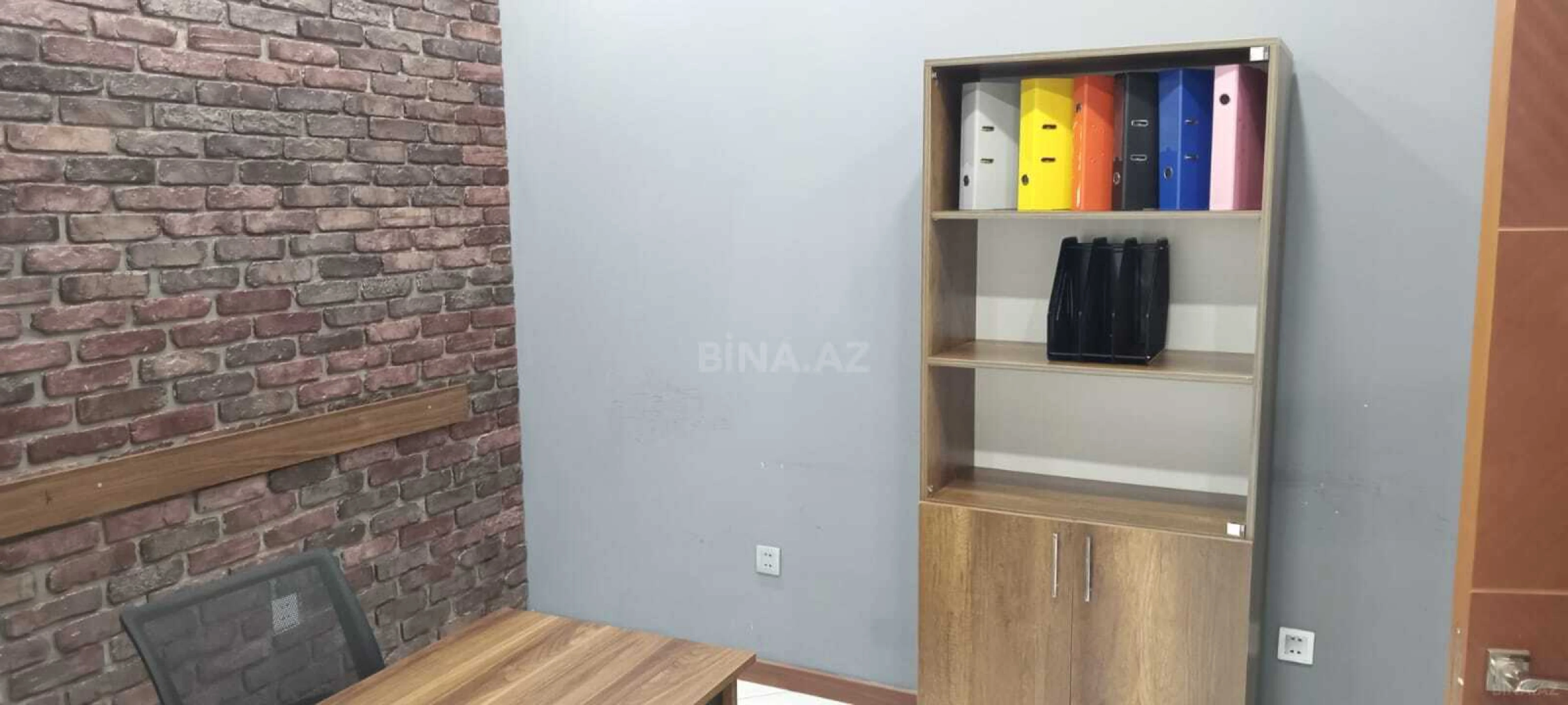 Kirayə verilir 3 otaqlı ofis 80 m²