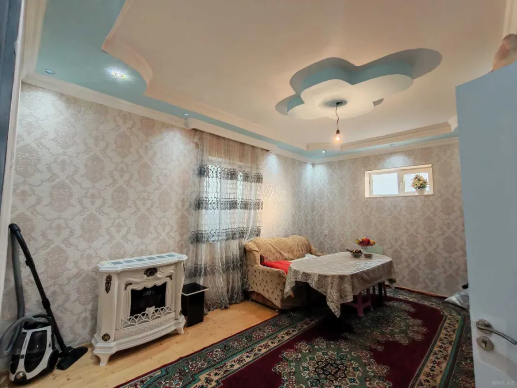 Satılır 4 otaqlı həyət evi 100 m²