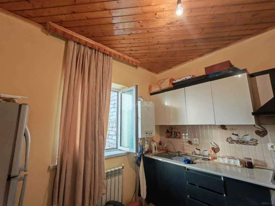 Satılır 4 otaqlı həyət evi 100 m²