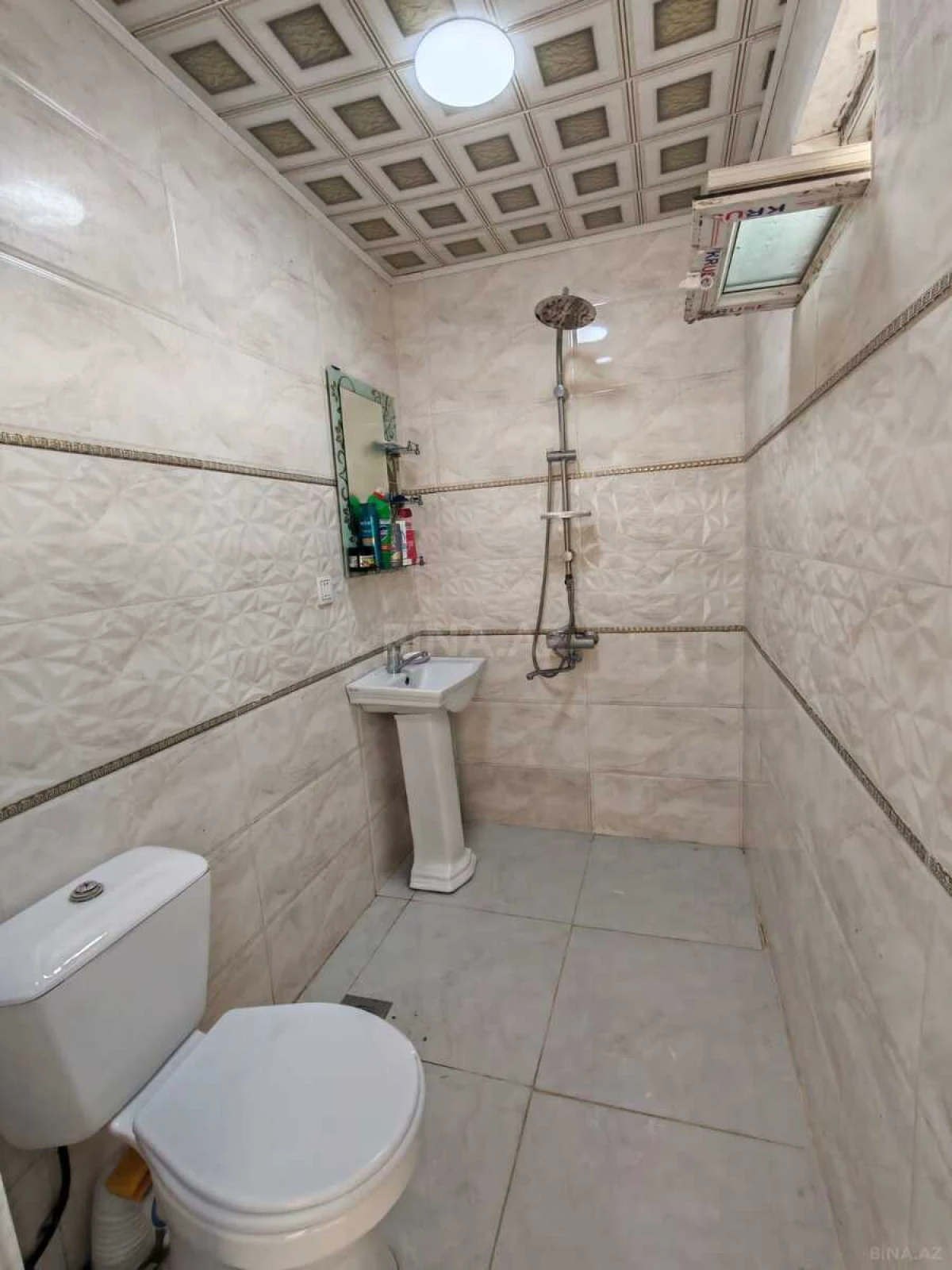 Satılır 4 otaqlı həyət evi 100 m²