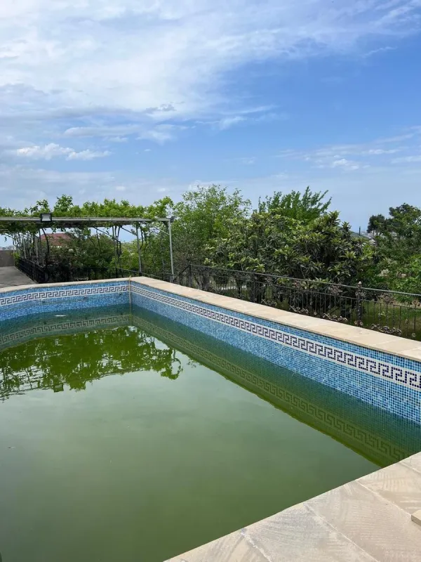 Satılır 6 otaqlı həyət evi 226 m²