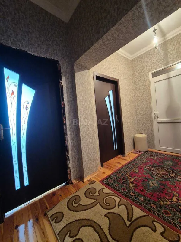 Satılır 2 otaqlı mənzil 61 m²