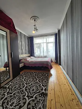 Satılır 2 otaqlı mənzil 61 m²