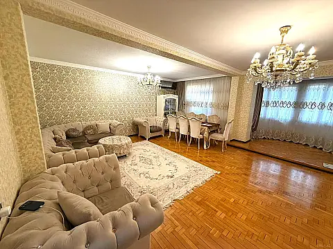 Satılır 5 otaqlı mənzil 120 m² — Bakı, Əhmədli 5 otaq 120.00 m²