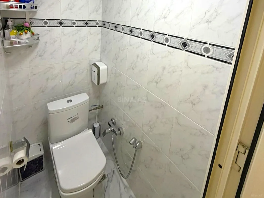 Satılır 5 otaqlı mənzil 120 m²