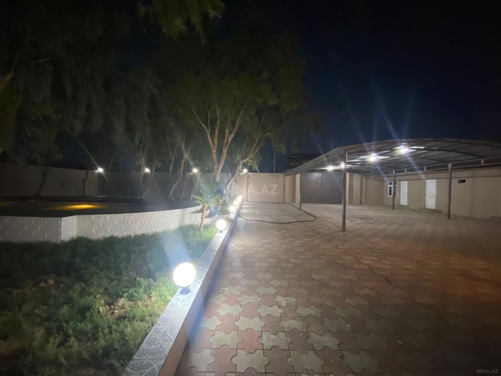 Satılır 5 otaqlı həyət evi 160 m²