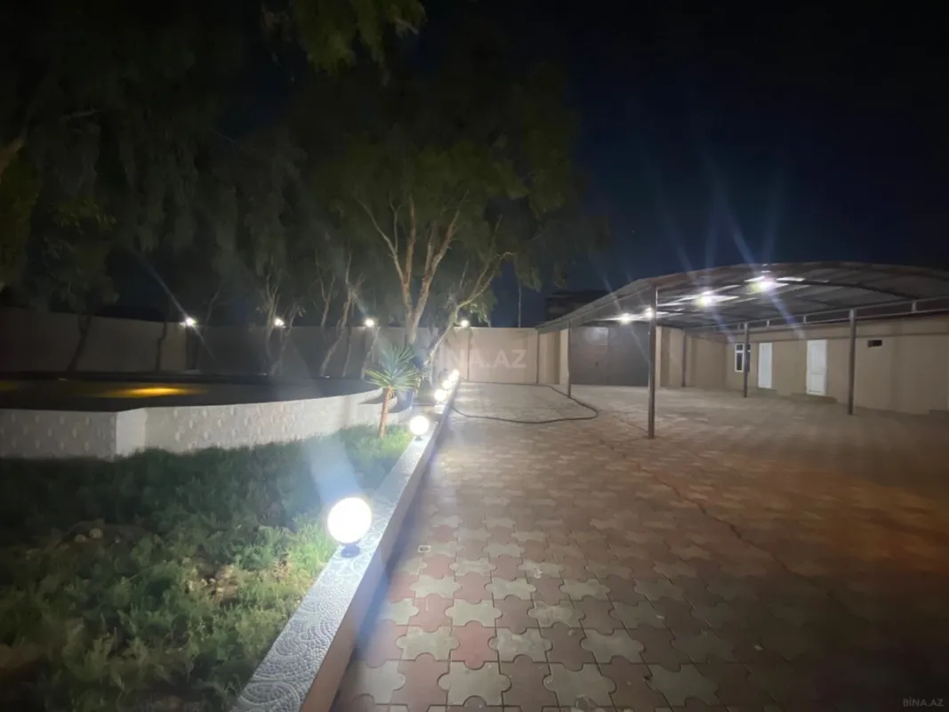 Satılır 5 otaqlı həyət evi 160 m²