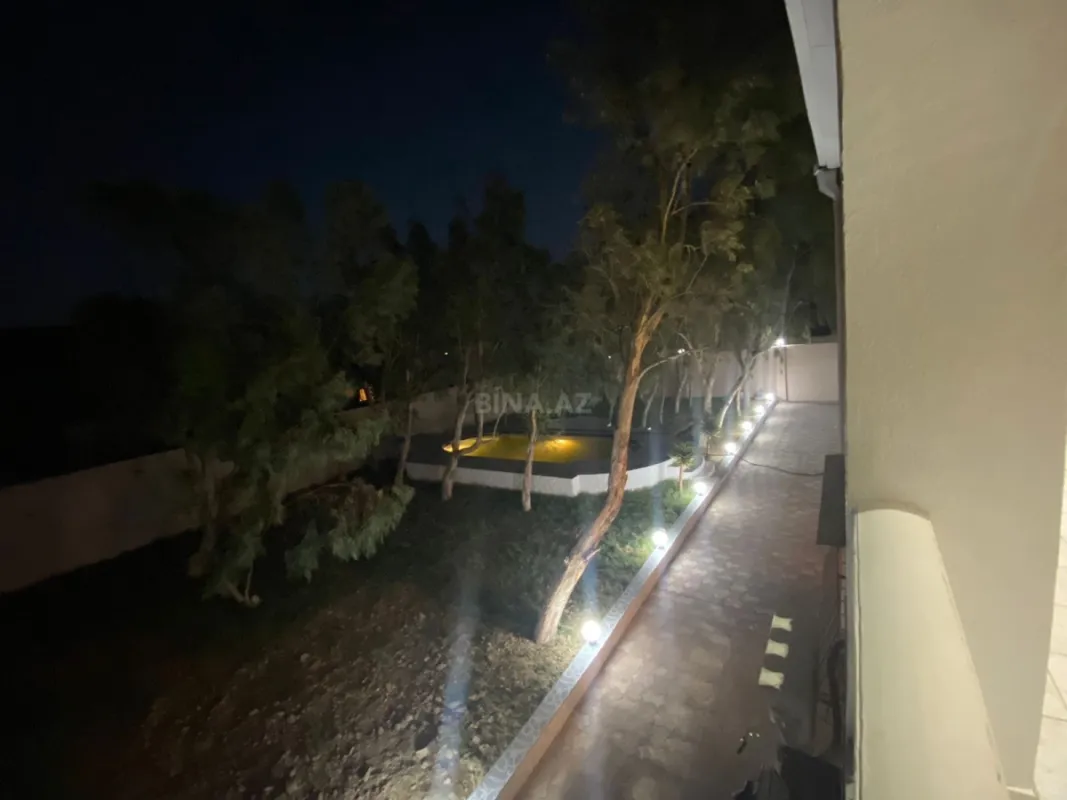 Satılır 5 otaqlı həyət evi 160 m²