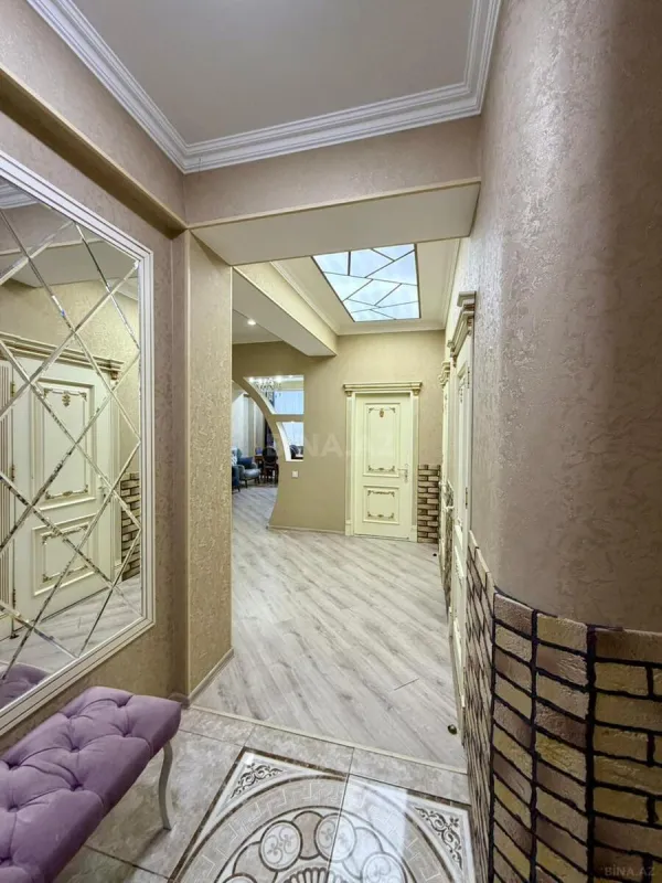 Satılır 3 otaqlı mənzil 112 m²