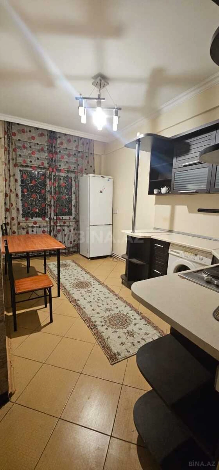 Kirayə verilir 2 otaqlı mənzil 70 m²