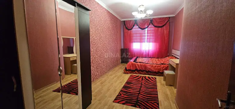 Kirayə verilir 2 otaqlı mənzil 70 m²
