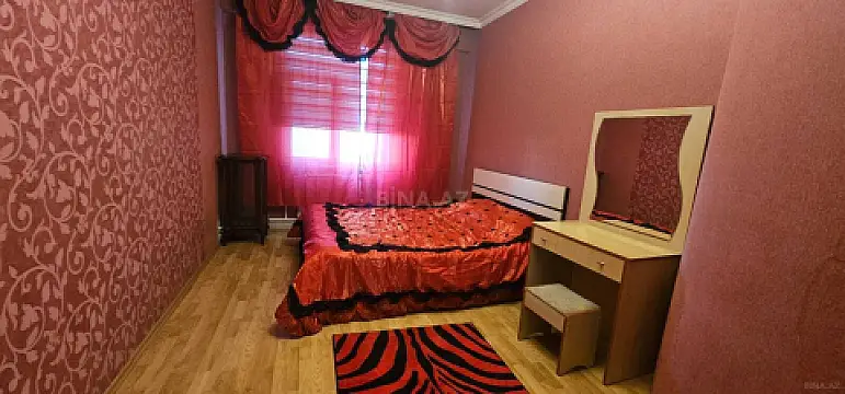 Kirayə verilir 2 otaqlı mənzil 70 m²