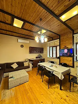 Satılır 5 otaqlı həyət evi 275 m²