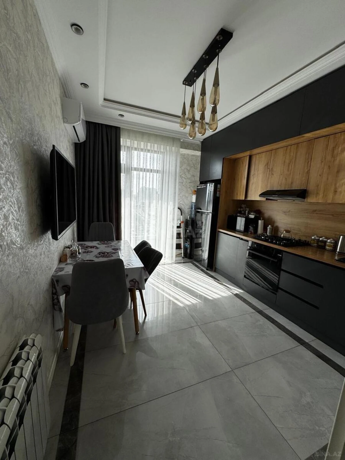 Satılır 3 otaqlı mənzil 148 m²