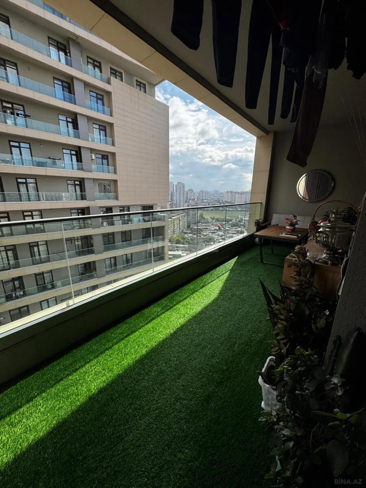 Satılır 3 otaqlı mənzil 148 m²
