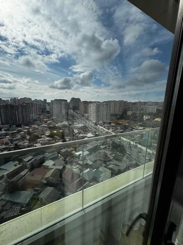 Satılır 3 otaqlı mənzil 148 m²