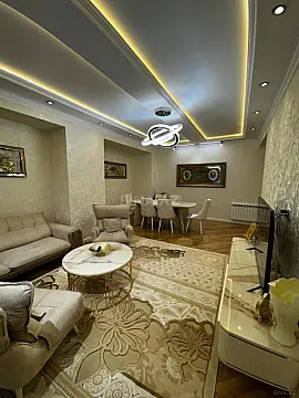 Satılır 3 otaqlı mənzil 148 m²