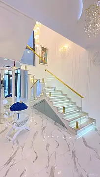 Satılır 6 otaqlı həyət evi 240 m²