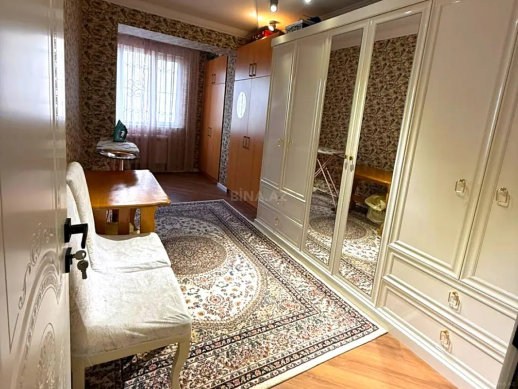 Satılır 3 otaqlı mənzil 85 m²