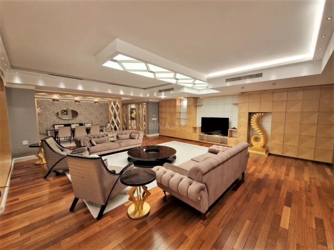 Kirayə verilir 6 otaqlı mənzil 460 m²