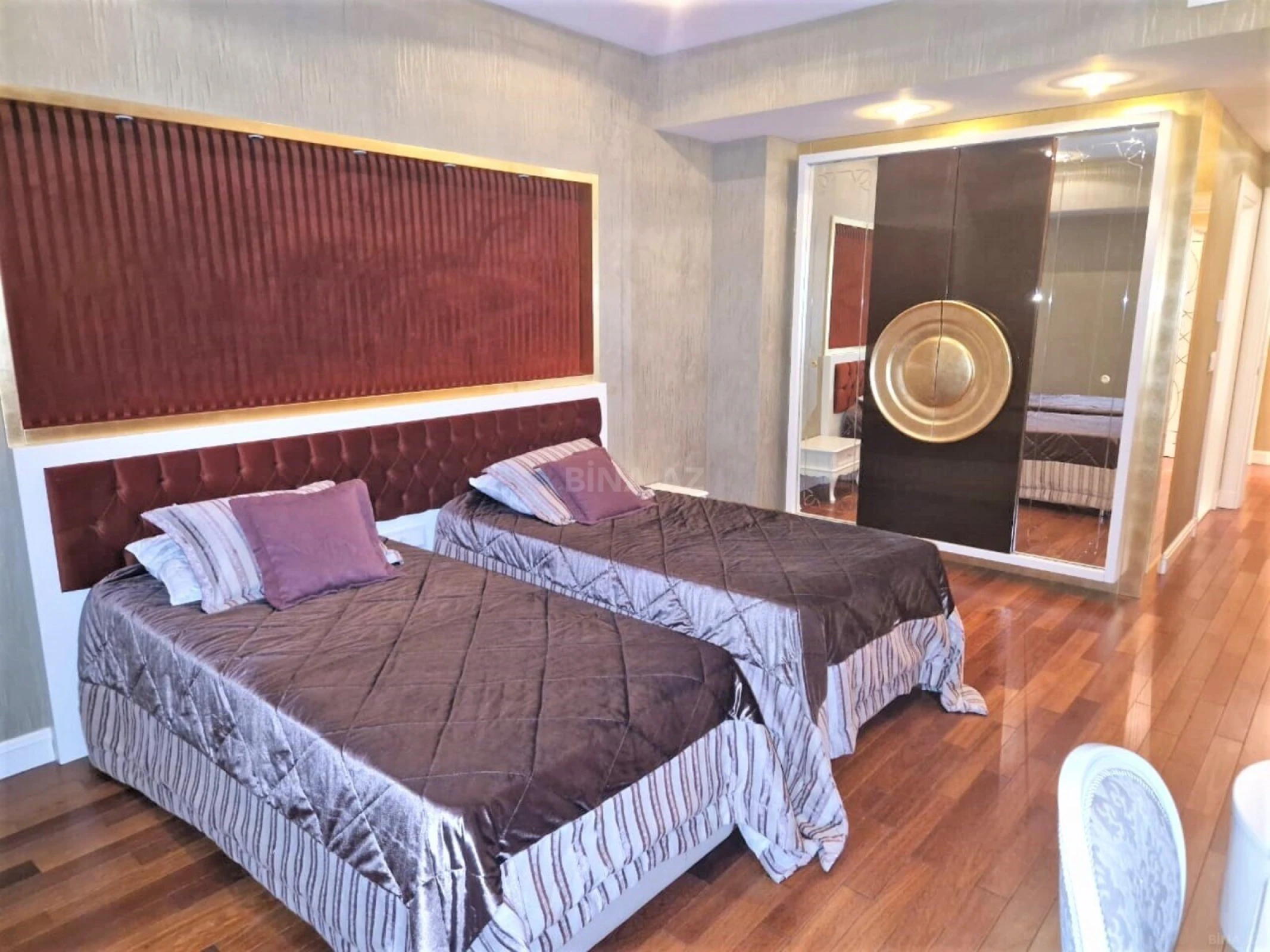 Kirayə verilir 6 otaqlı mənzil 460 m²