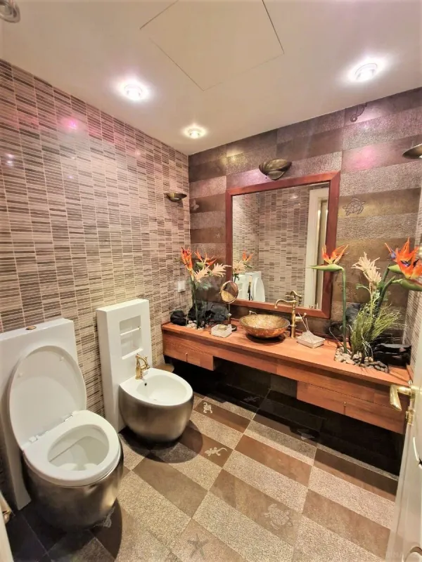 Kirayə verilir 6 otaqlı mənzil 460 m²