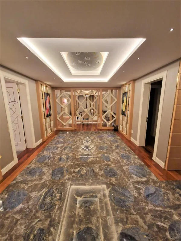 Kirayə verilir 6 otaqlı mənzil 460 m²