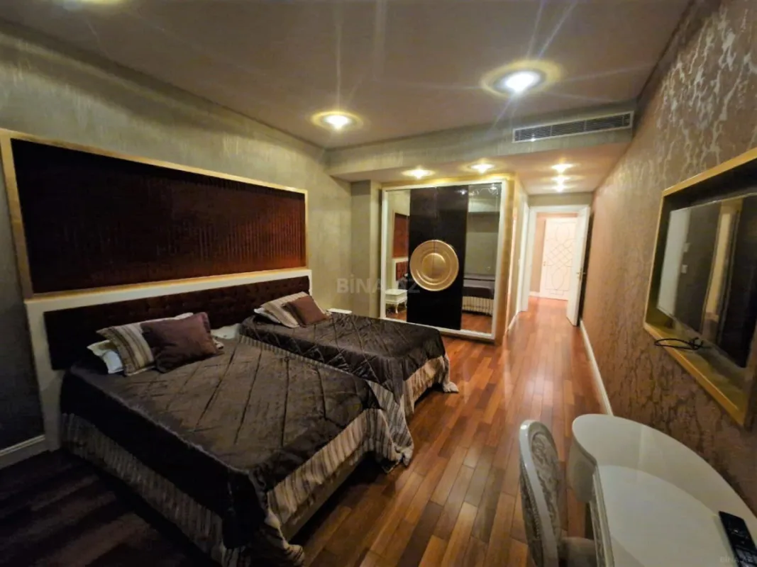 Kirayə verilir 6 otaqlı mənzil 460 m²