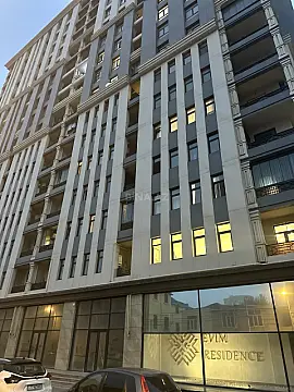 Satılır 3 otaqlı mənzil 114 m²