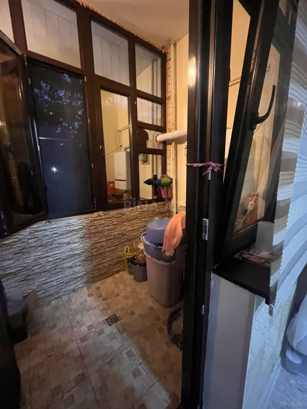 Satılır 3 otaqlı mənzil 135 m²