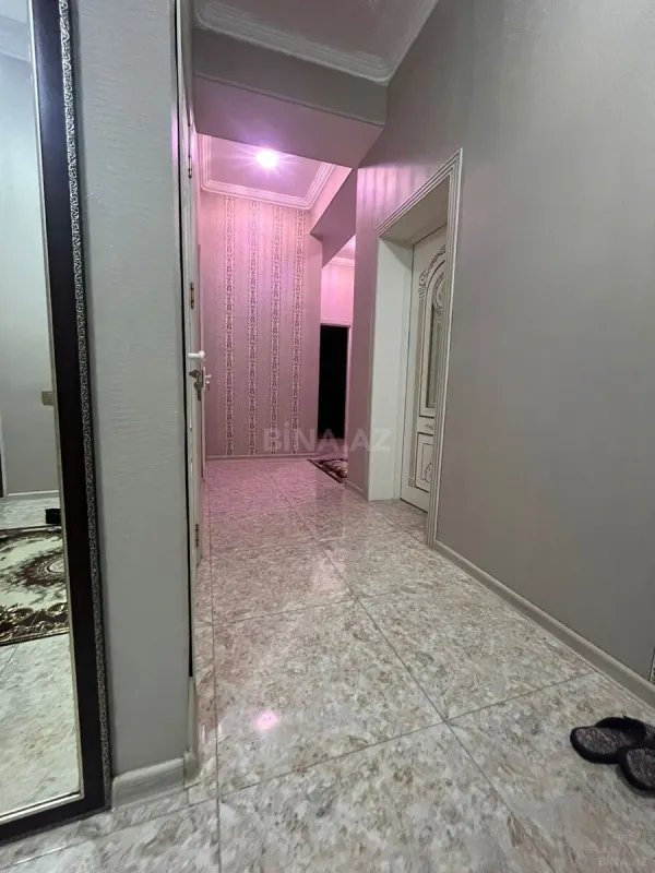 Satılır 3 otaqlı mənzil 135 m²