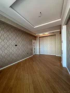 Satılır 3 otaqlı mənzil 125 m²