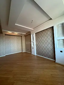 Satılır 3 otaqlı mənzil 125 m²