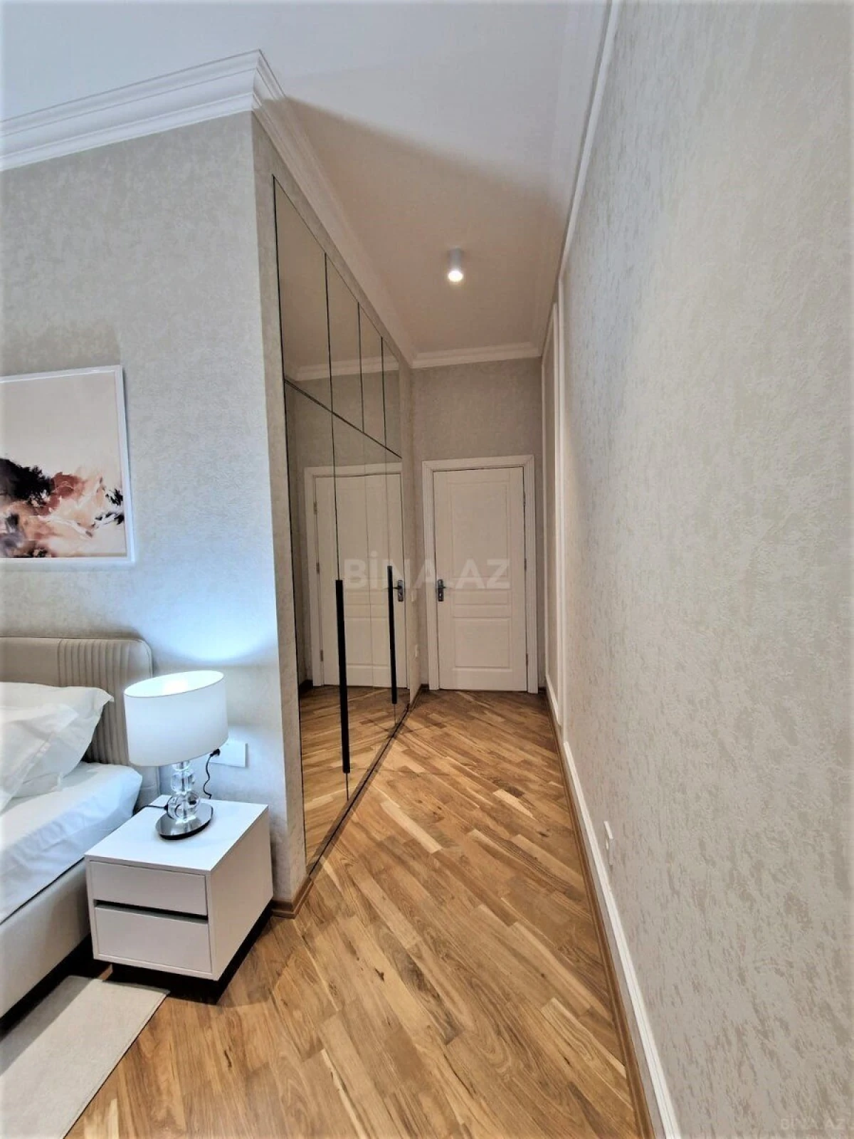 Kirayə verilir 2 otaqlı mənzil 100 m²