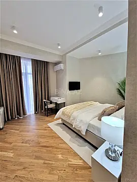 Kirayə verilir 2 otaqlı mənzil 100 m²