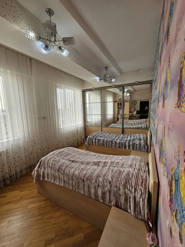 Satılır 3 otaqlı mənzil 109 m²