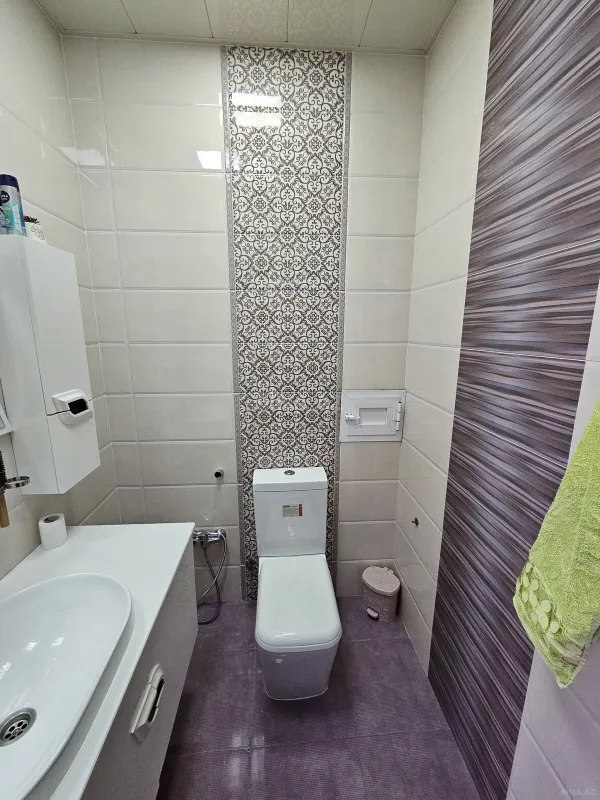 Satılır 3 otaqlı mənzil 109 m²
