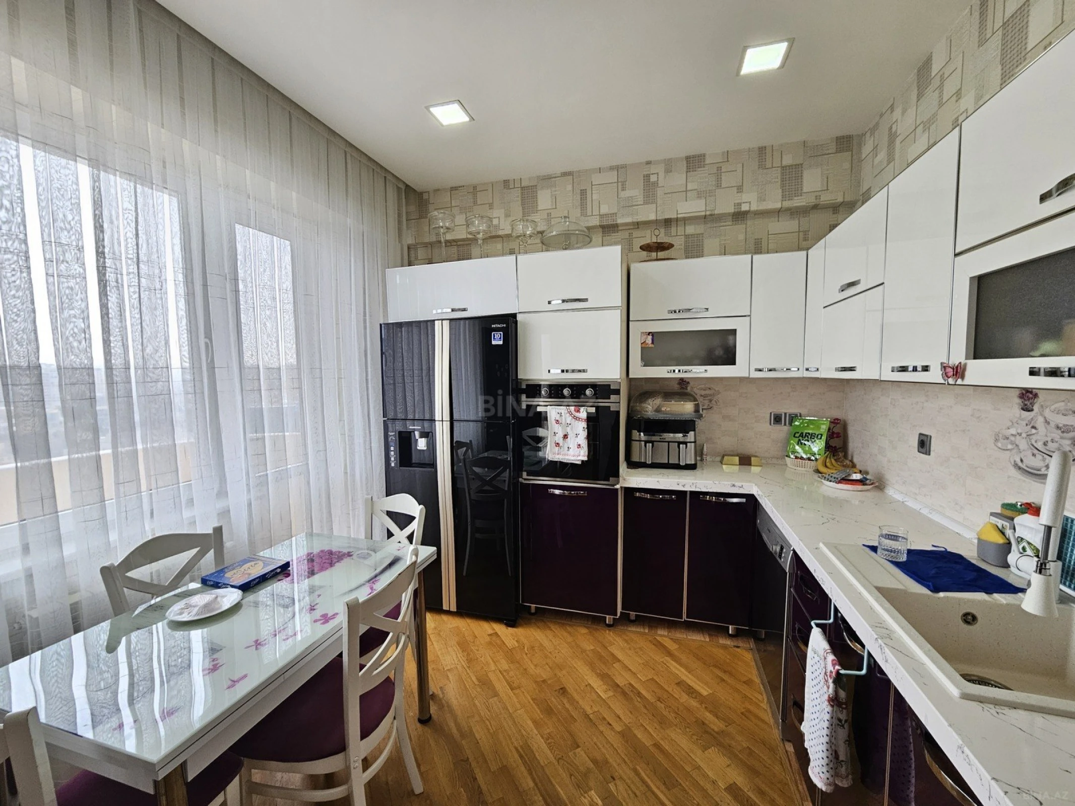 Satılır 3 otaqlı mənzil 109 m²