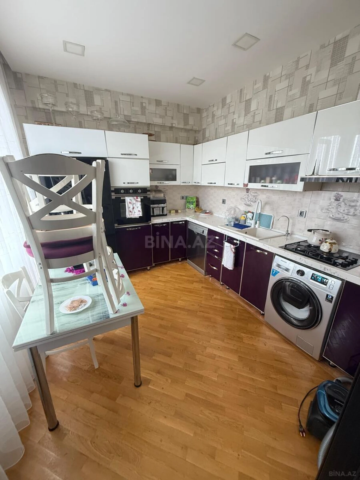 Satılır 3 otaqlı mənzil 109 m²